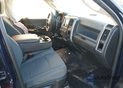 2018 Ram 1500 Express 4X2 6'4 Box из США, поврежденный, VIN 1C6RR6FT0JS211343